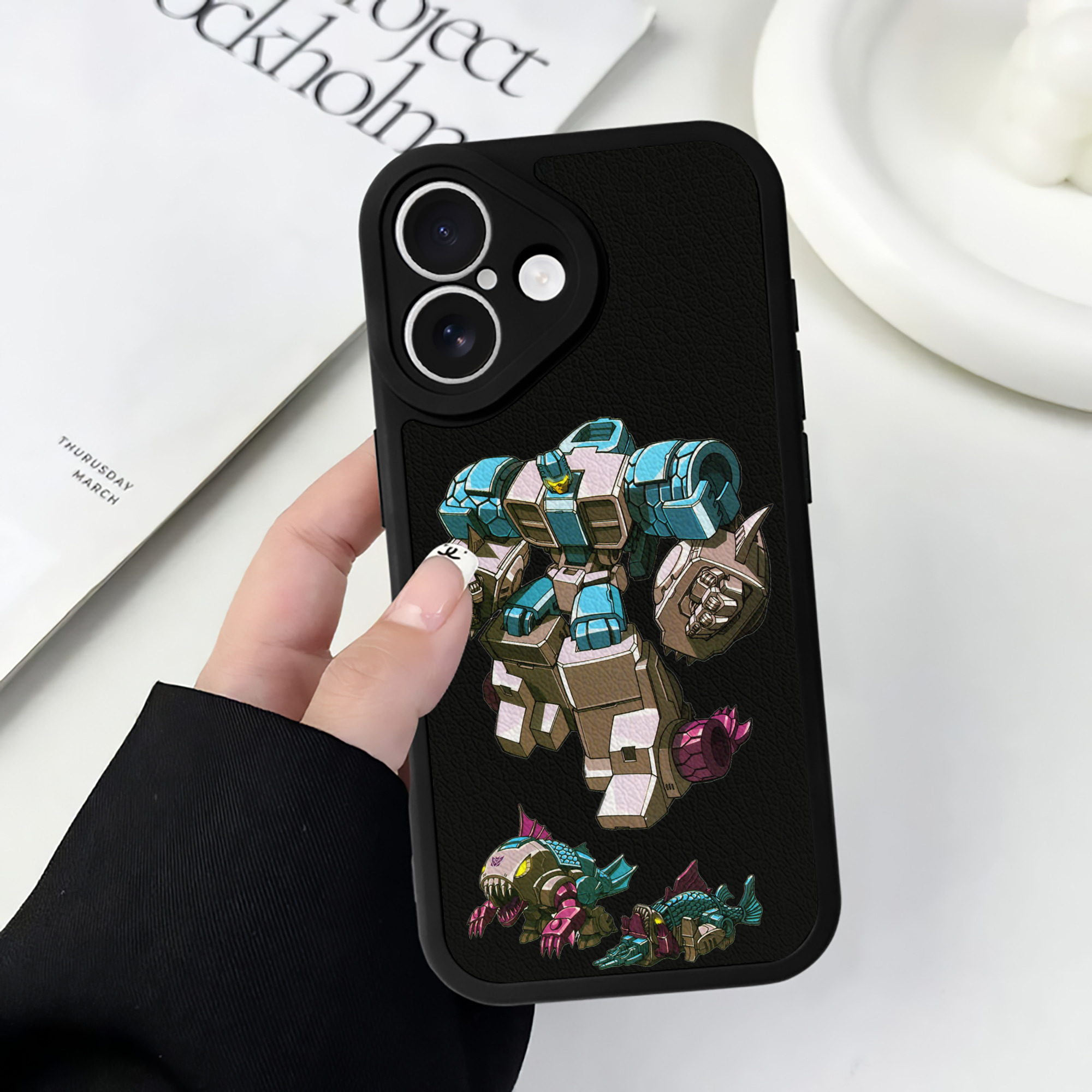 （画像用）  【iPhone 16シリーズ対応】シリコンスマホケース（レザー調） 材質：シリコン